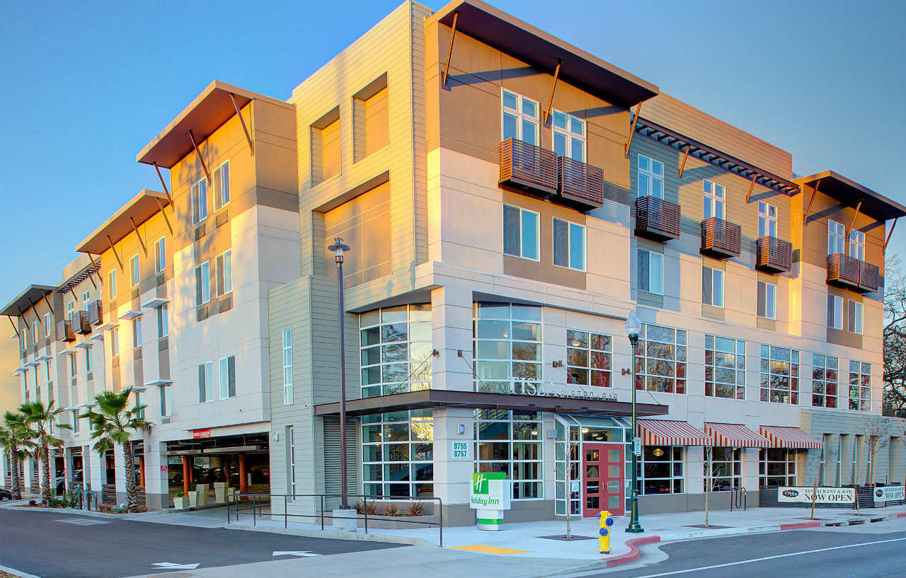 Holiday Inn Windsor - Wine Country By Ihg Εξωτερικό φωτογραφία
